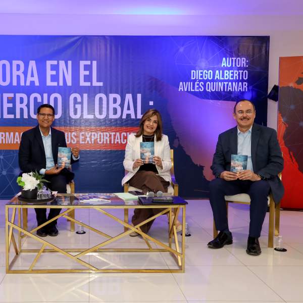 Presentan en la UES libro sobre exportaciones y desarrollo económico de Sonora